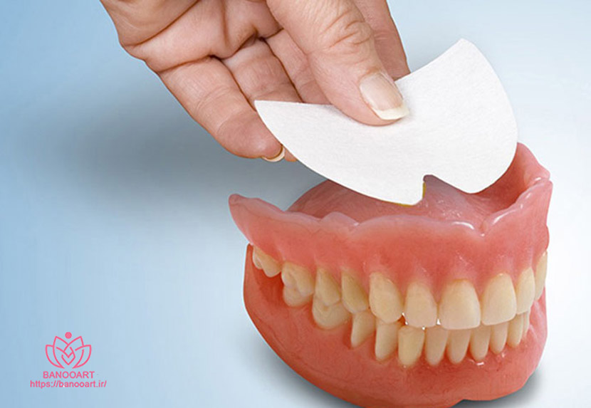 کاربرد چسب دندان مصنوعی چیست؟